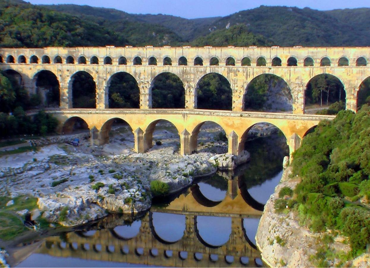 Le Logis De L'Etoile Leilighet Nîmes Eksteriør bilde