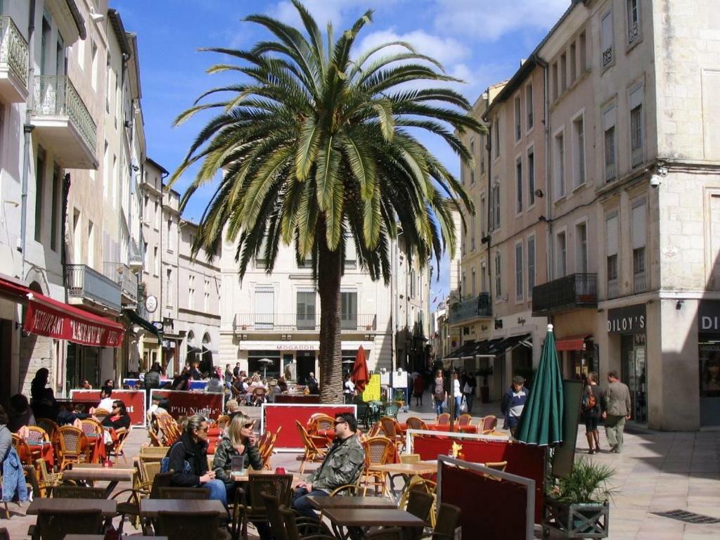 Le Logis De L'Etoile Leilighet Nîmes Eksteriør bilde